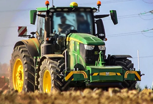 bumper accessoire machine agricole sur route